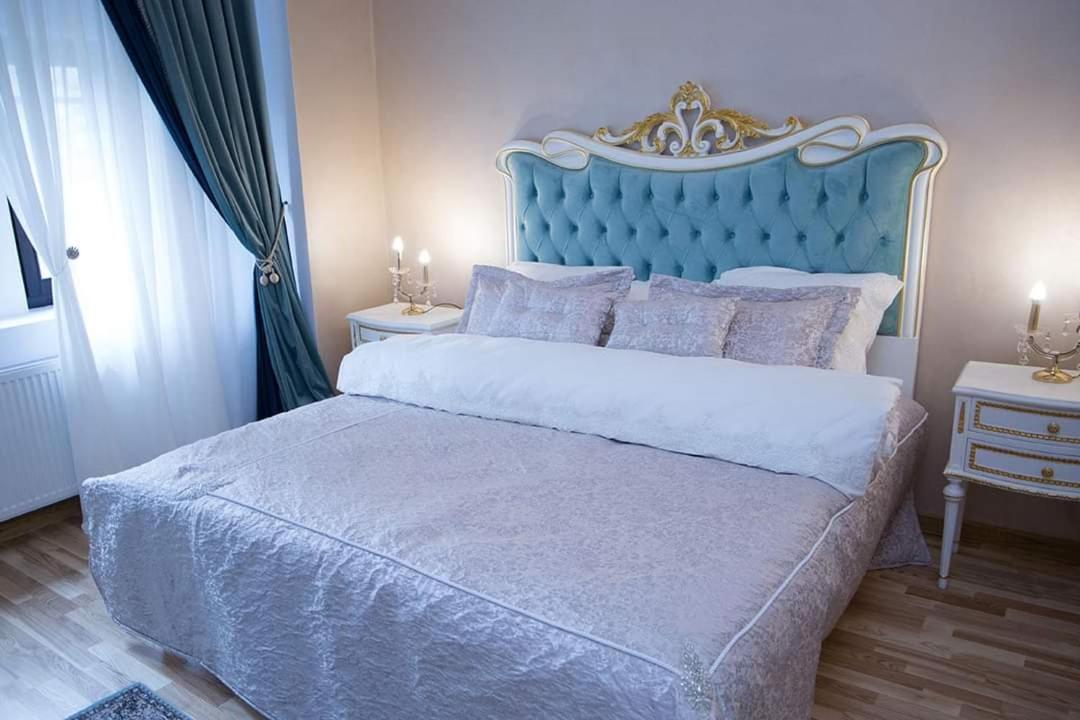 Hotel Boutique Vila Lakastel Sinaia Dış mekan fotoğraf