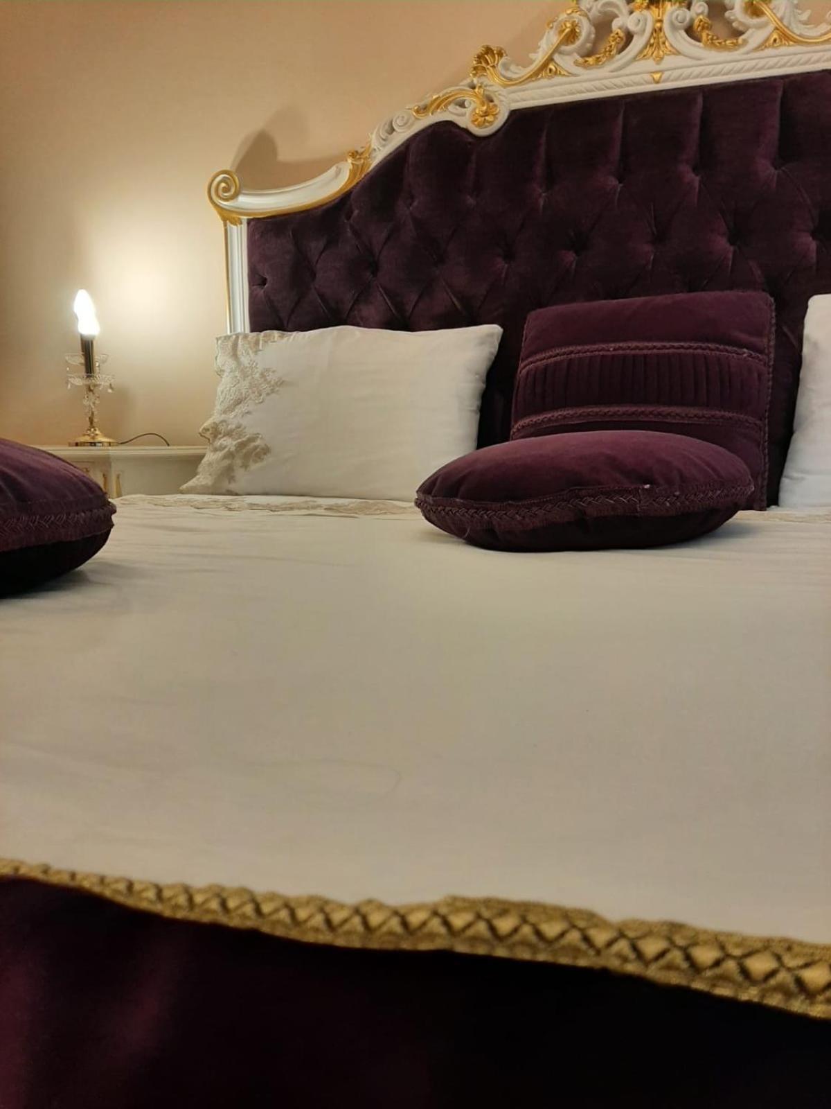 Hotel Boutique Vila Lakastel Sinaia Dış mekan fotoğraf