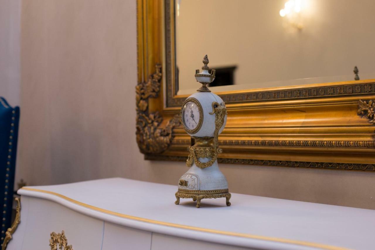 Hotel Boutique Vila Lakastel Sinaia Dış mekan fotoğraf