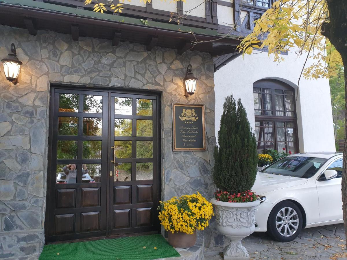 Hotel Boutique Vila Lakastel Sinaia Dış mekan fotoğraf