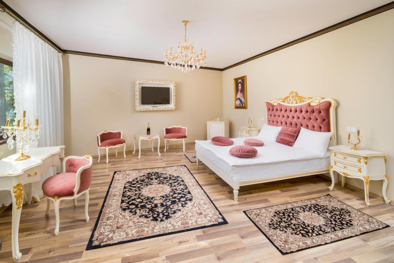 Hotel Boutique Vila Lakastel Sinaia Dış mekan fotoğraf