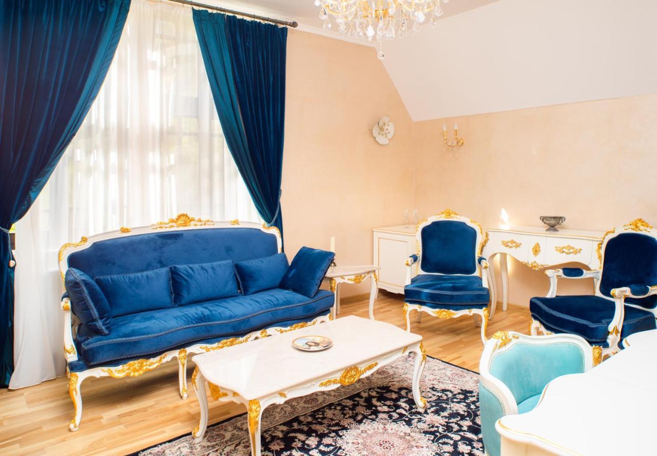 Hotel Boutique Vila Lakastel Sinaia Dış mekan fotoğraf